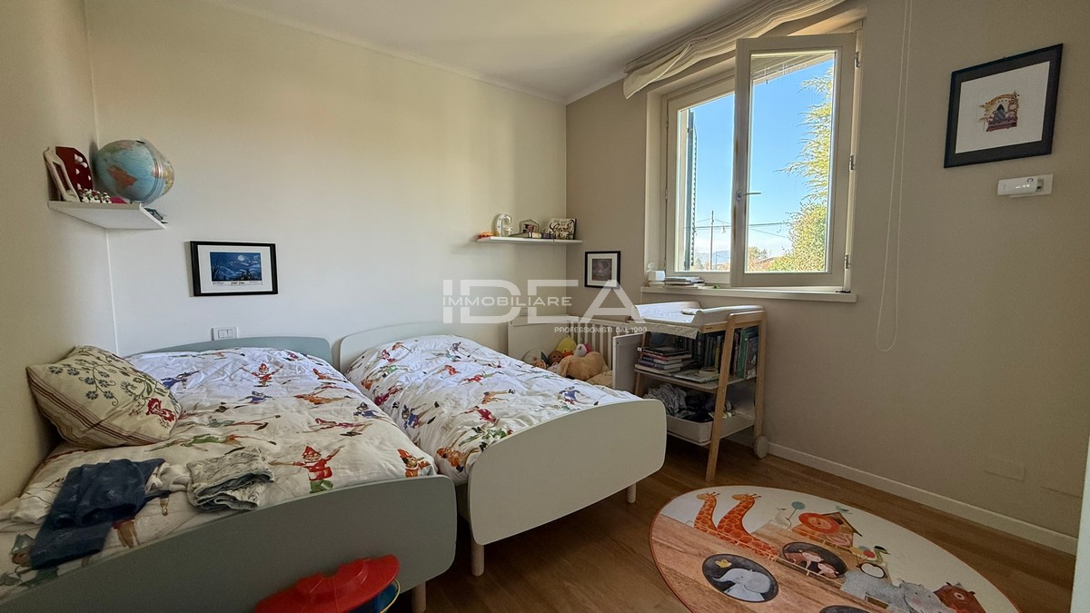 Villa con giardino in via delle pianacce, Capannori