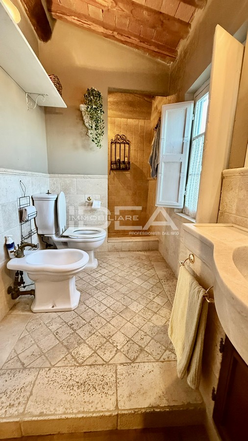 Casa indipendente in vendita in via della chiesa ix, Lucca