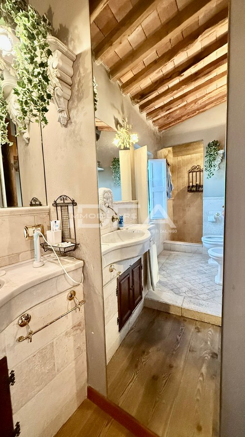 Casa indipendente in vendita in via della chiesa ix, Lucca