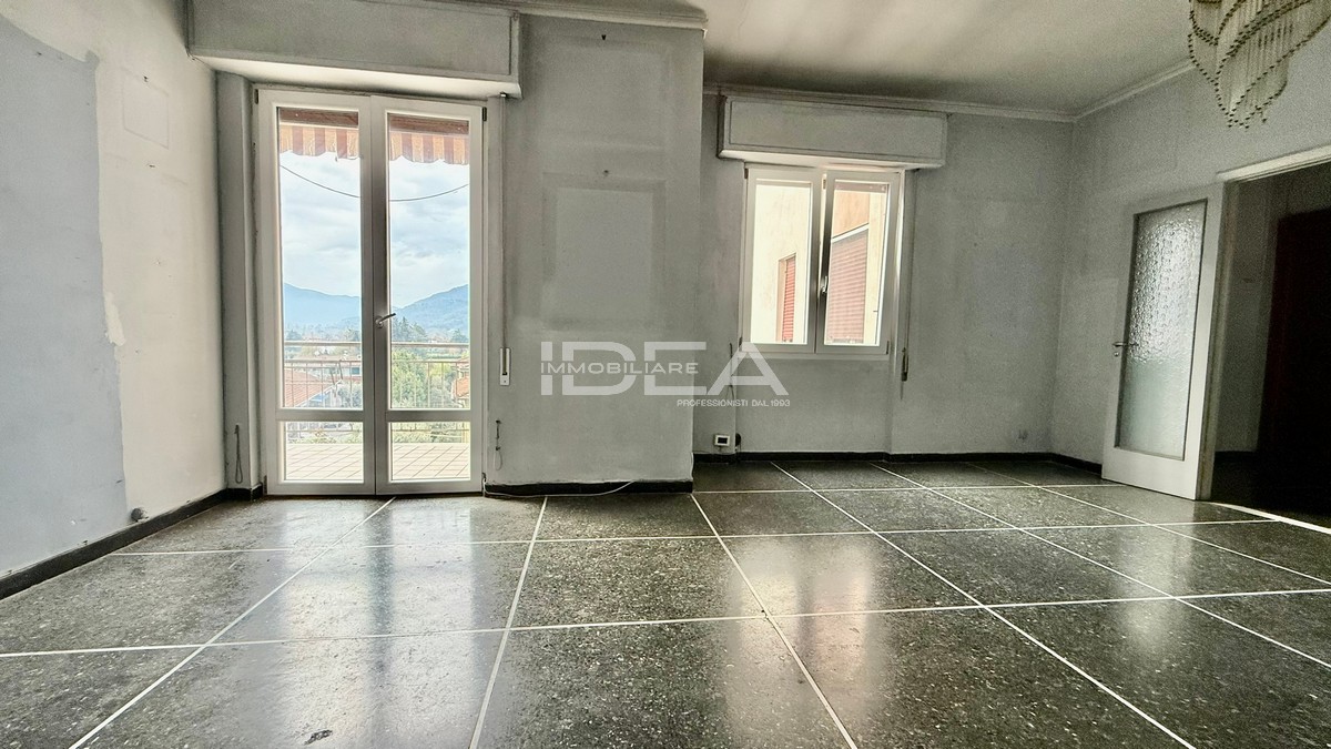 Appartamento in vendita in via amendola, Lucca