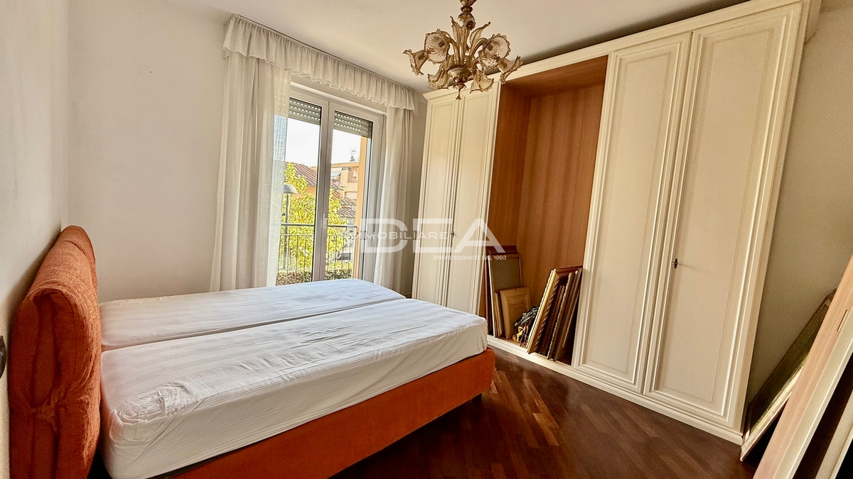 Trilocale in vendita in via consani, Lucca