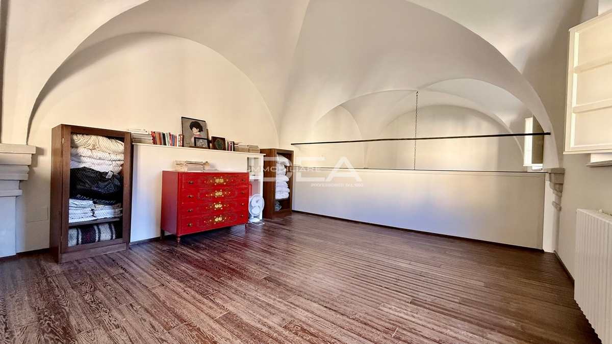 Appartamento in vendita in via san micheletto, Lucca