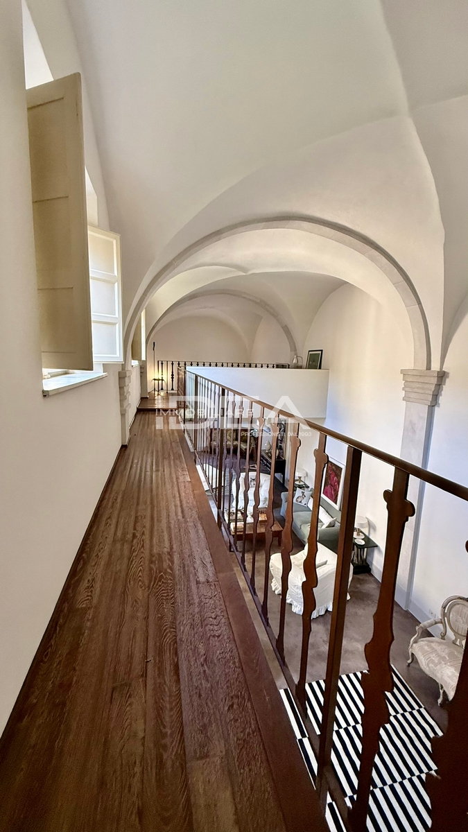 Appartamento in vendita in via san micheletto, Lucca