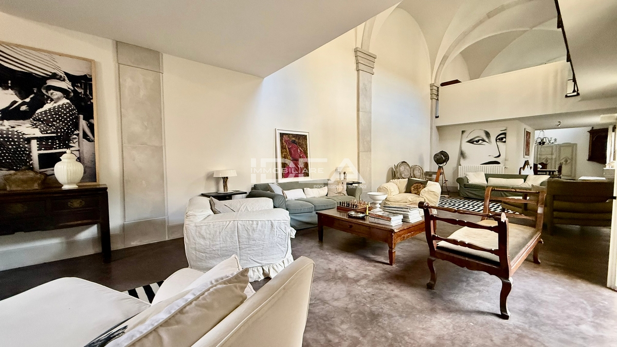 Appartamento in vendita in via san micheletto, Lucca