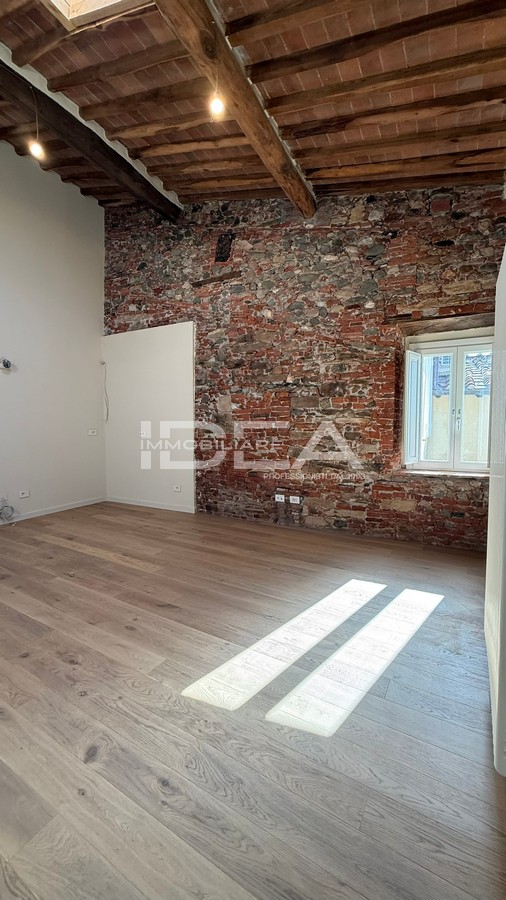 Trilocale in vendita in via olivo, Lucca