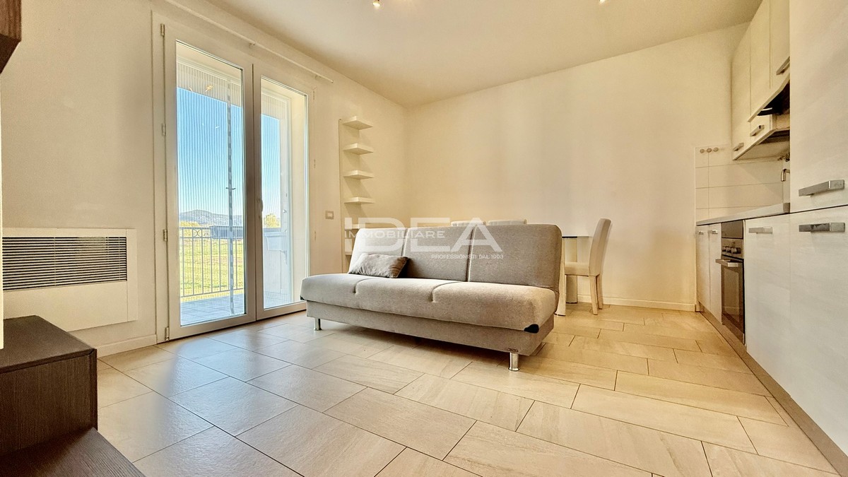 Bilocale con terrazzo in via matteotti, Lucca