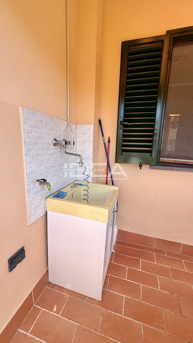 Trilocale in vendita in via del tanaro, Lucca