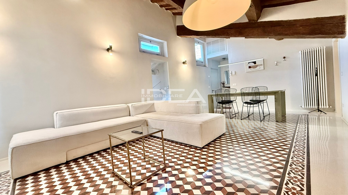 Trilocale in vendita in via san nicolao, Lucca