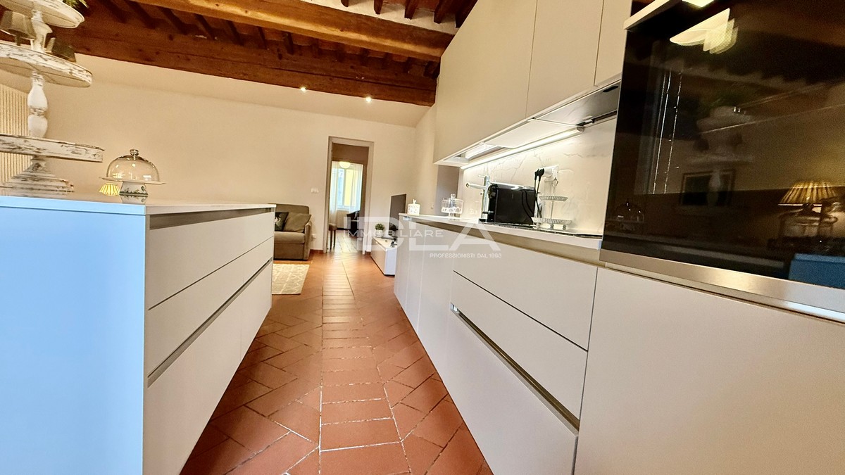 Appartamento in vendita in via galli tassi, Lucca