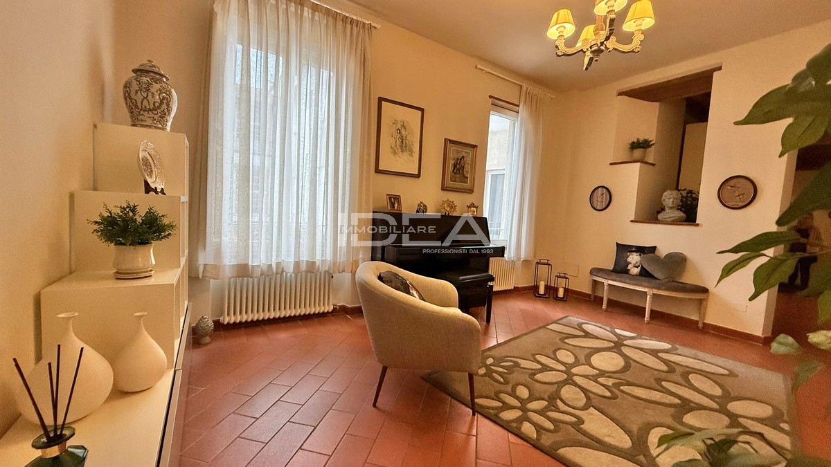 Appartamento in vendita in via galli tassi, Lucca