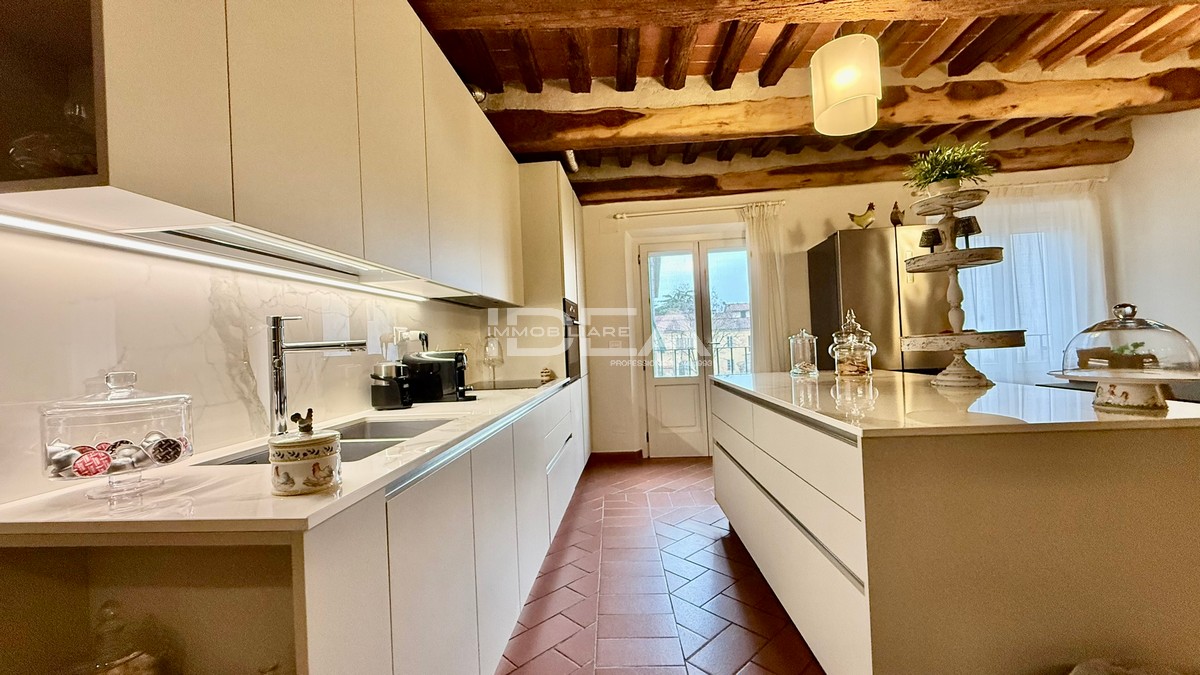 Vendita Appartamento in vendita a Lucca in via degli asili - Vista 3
