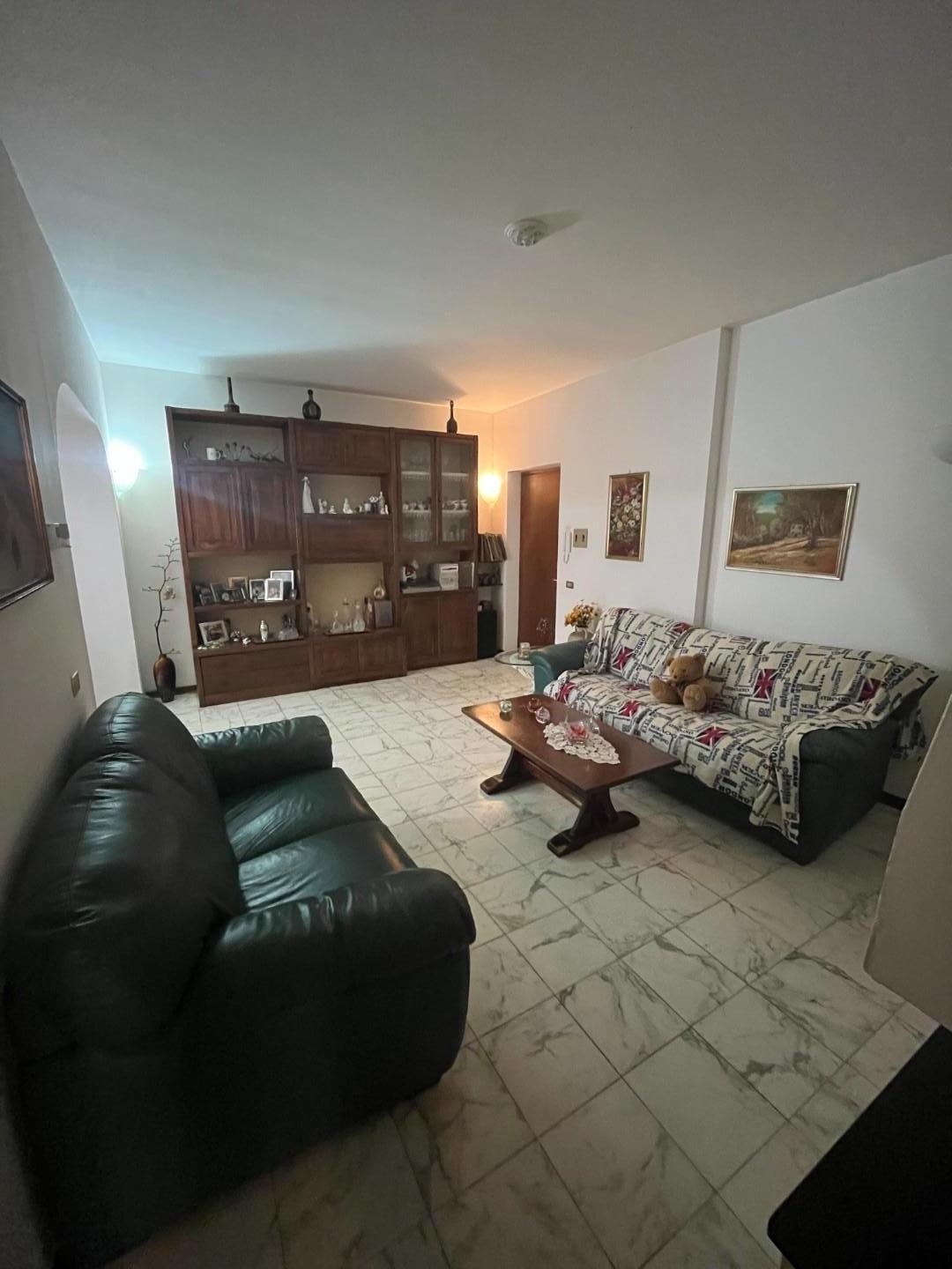 Quadrilocale in vendita, Carrara avenza