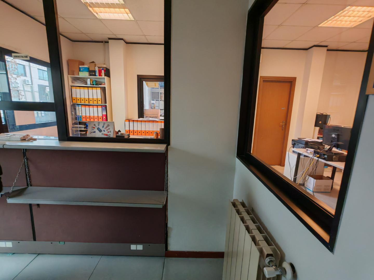 Capannone in affitto, Carrara avenza