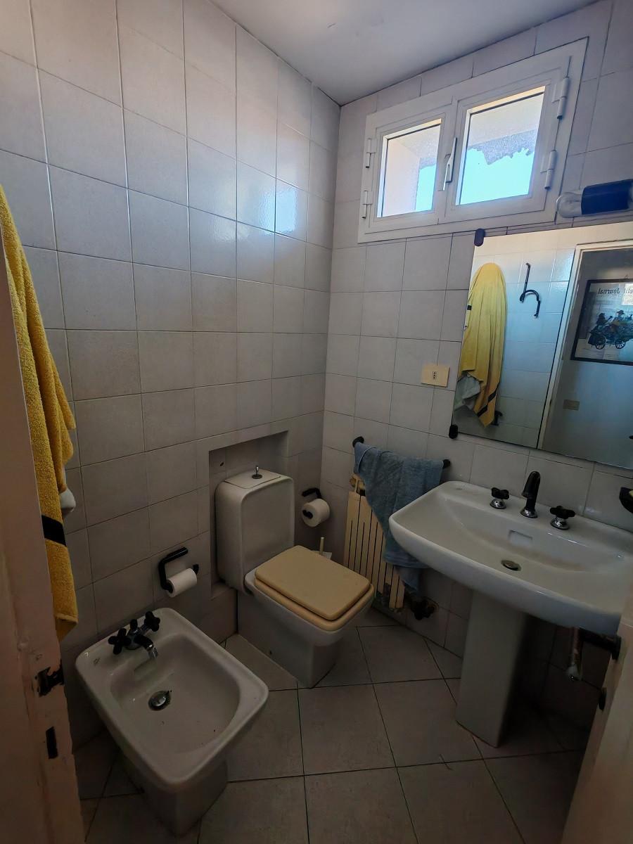 Trilocale da ristrutturare, Carrara avenza