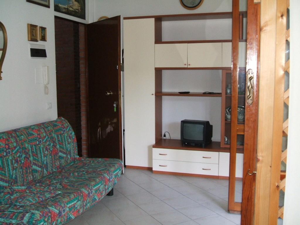 Monolocale in vendita, Carrara marina di