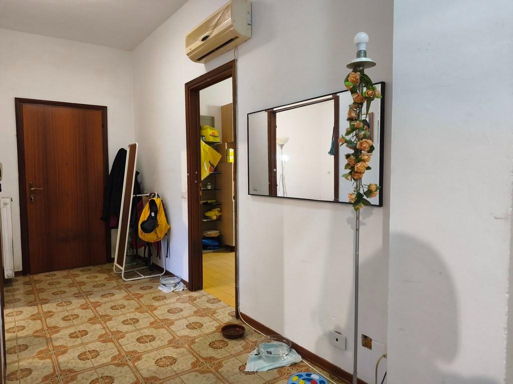 Appartamento da ristrutturare, Carrara bonascola