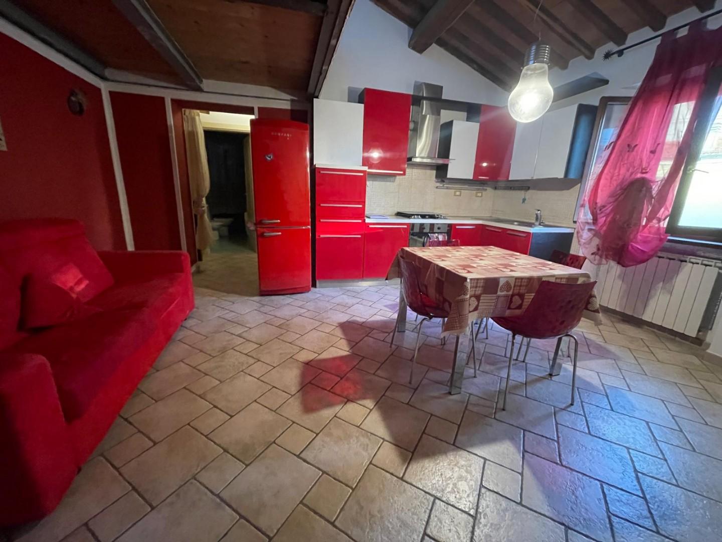 Bilocale in vendita, Carrara avenza