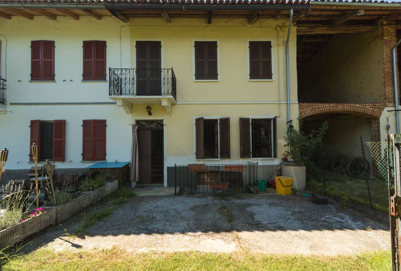 Porzione di casa in vendita a Cerreto d'Asti, Cascine Monina