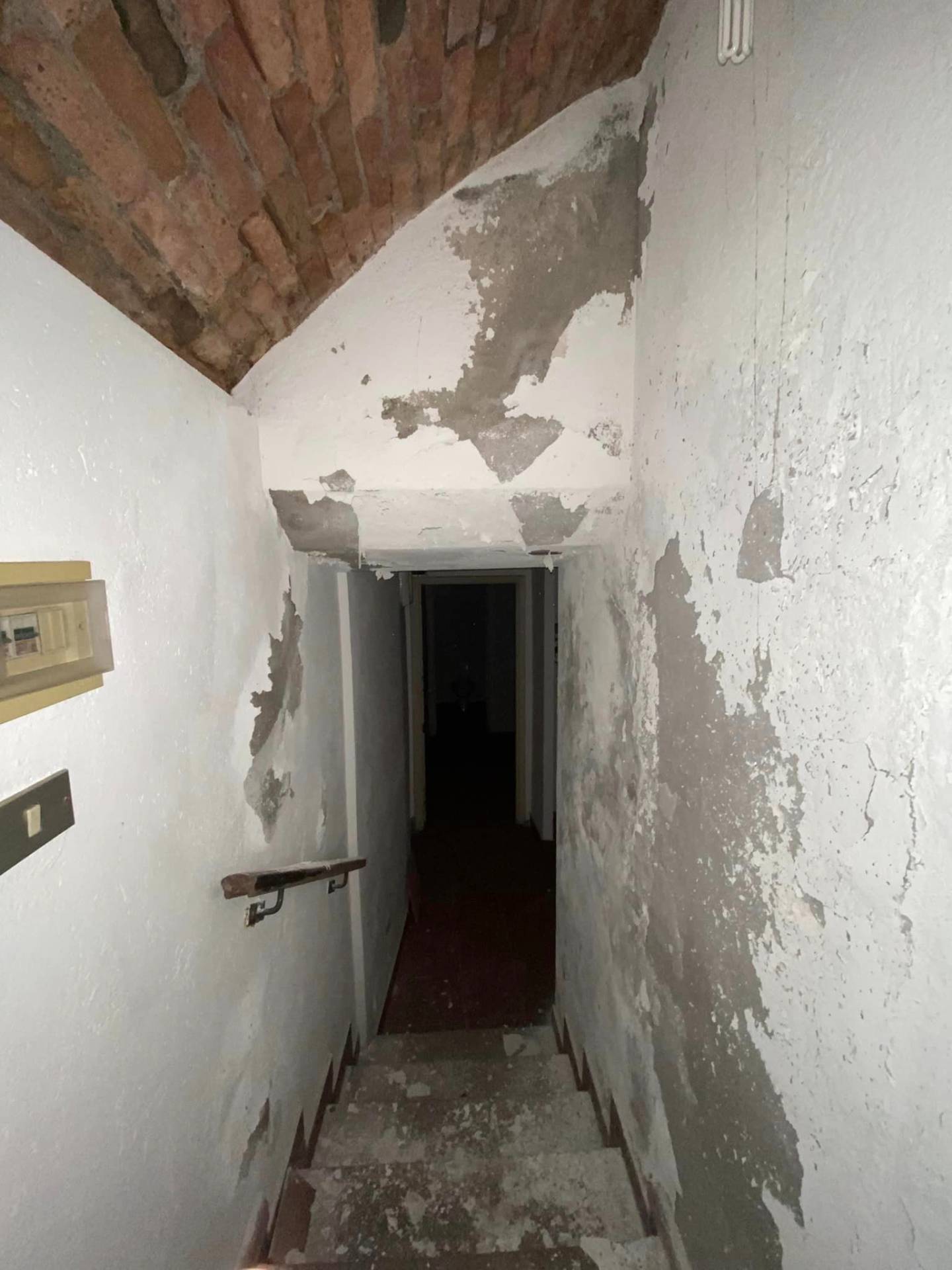 Locale commerciale in vendita a Avigliana, Centro Storico/piazza Conte Rosso