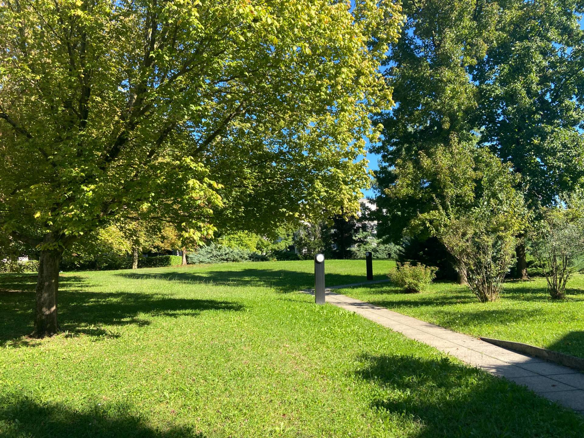 Appartamento in vendita a Biassono