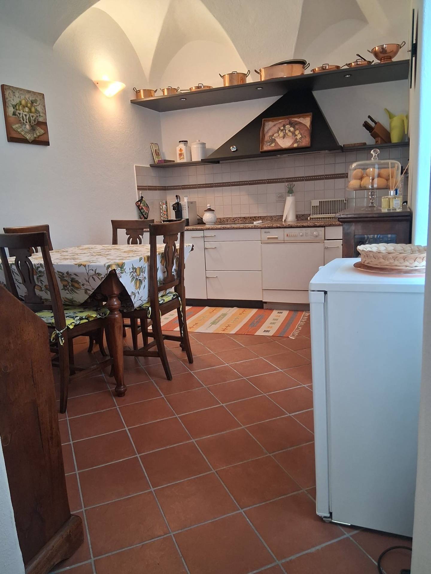 Appartamento in affitto a Finale Ligure, Varigotti