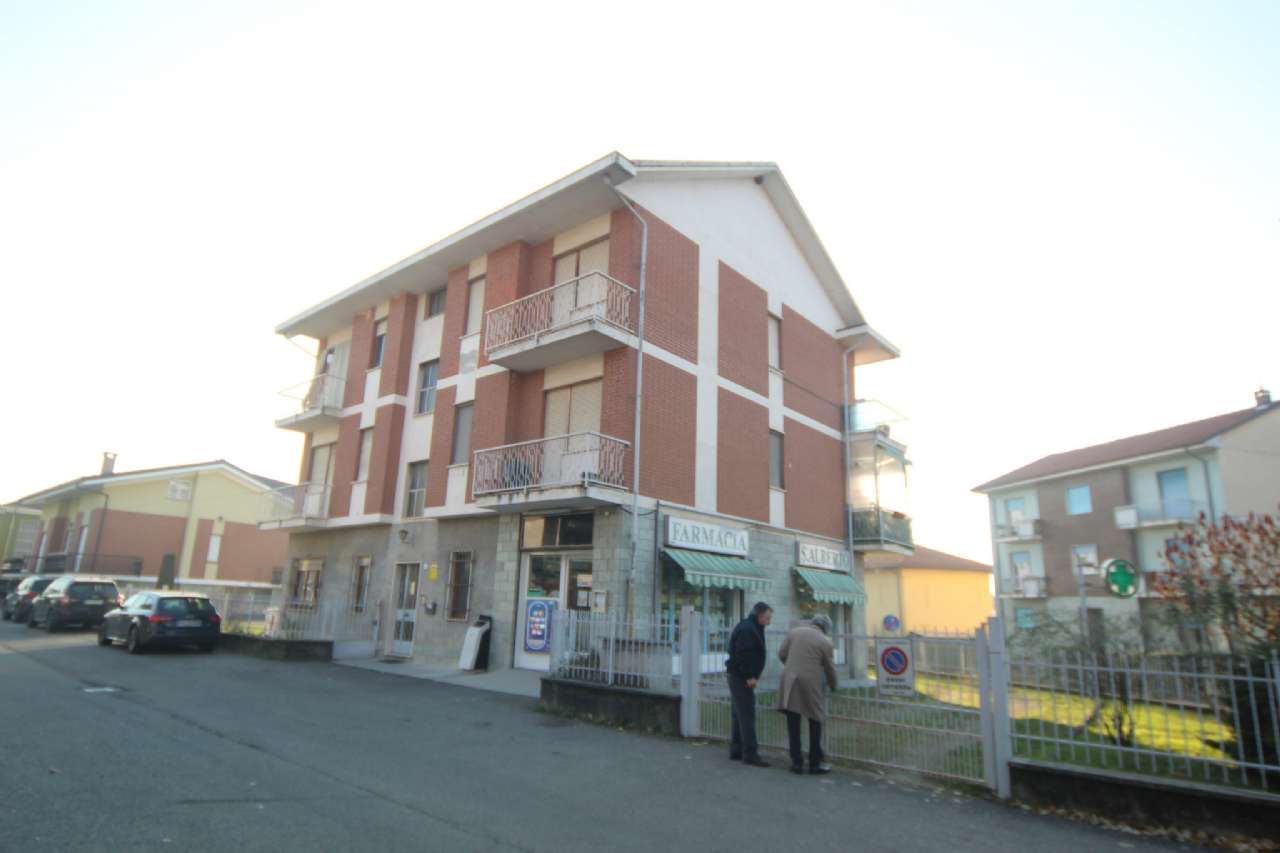 Appartamento in vendita a Trofarello, Centrale