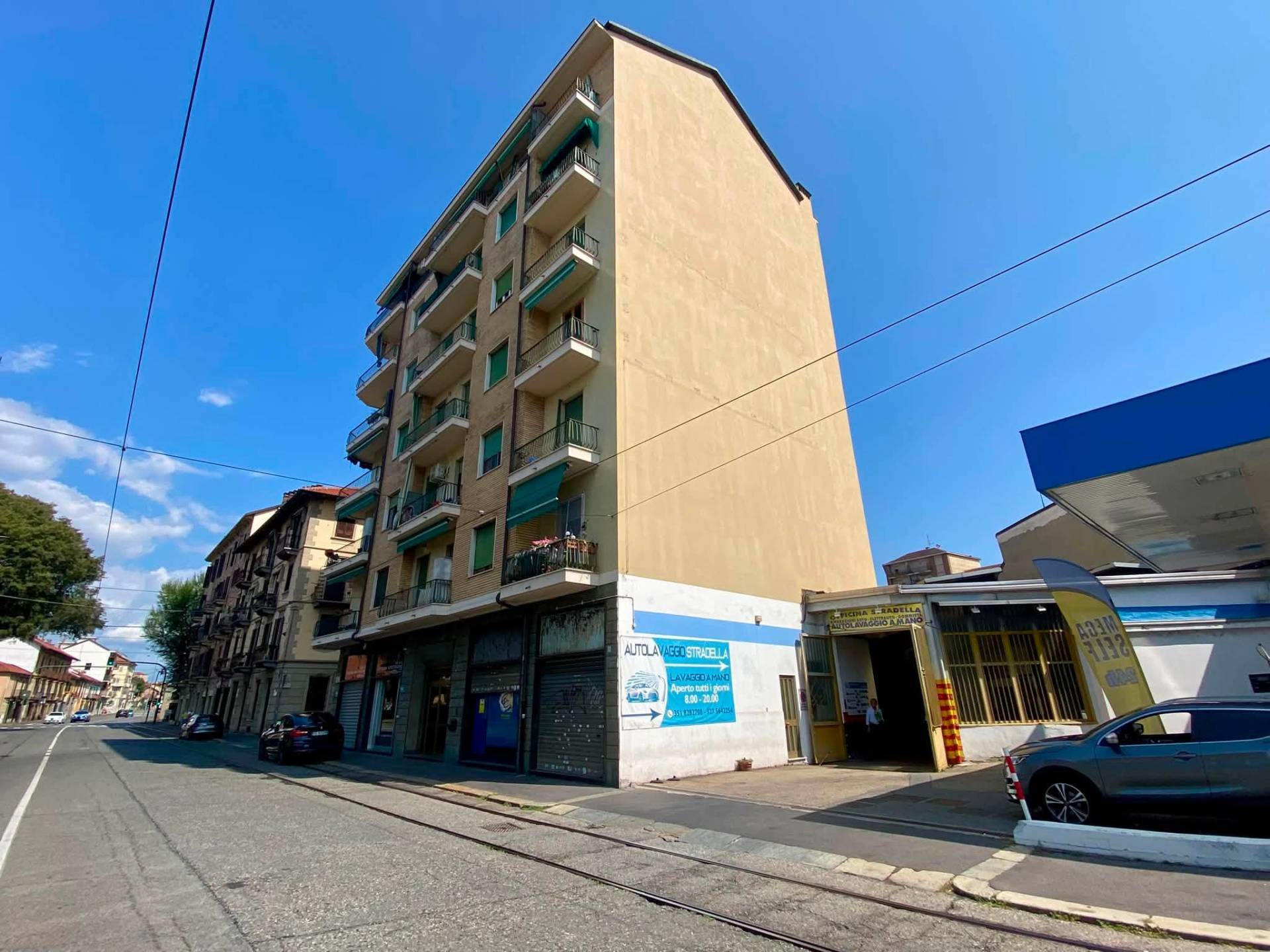 Negozio in vendita a Torino, Madonna Campagna