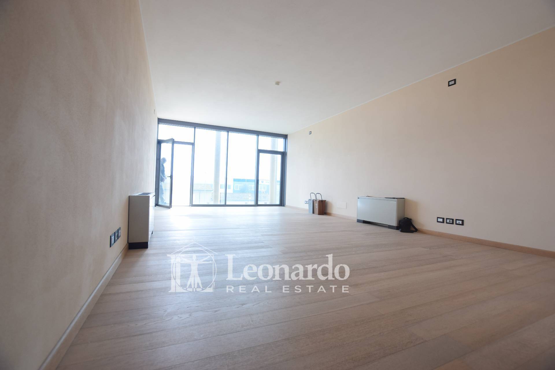 Ufficio in vendita a Viareggio, Bicchio