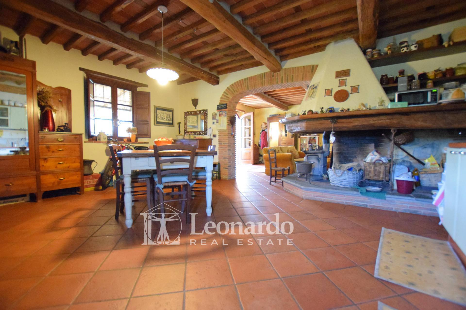 Villa in vendita a Camaiore, Collina