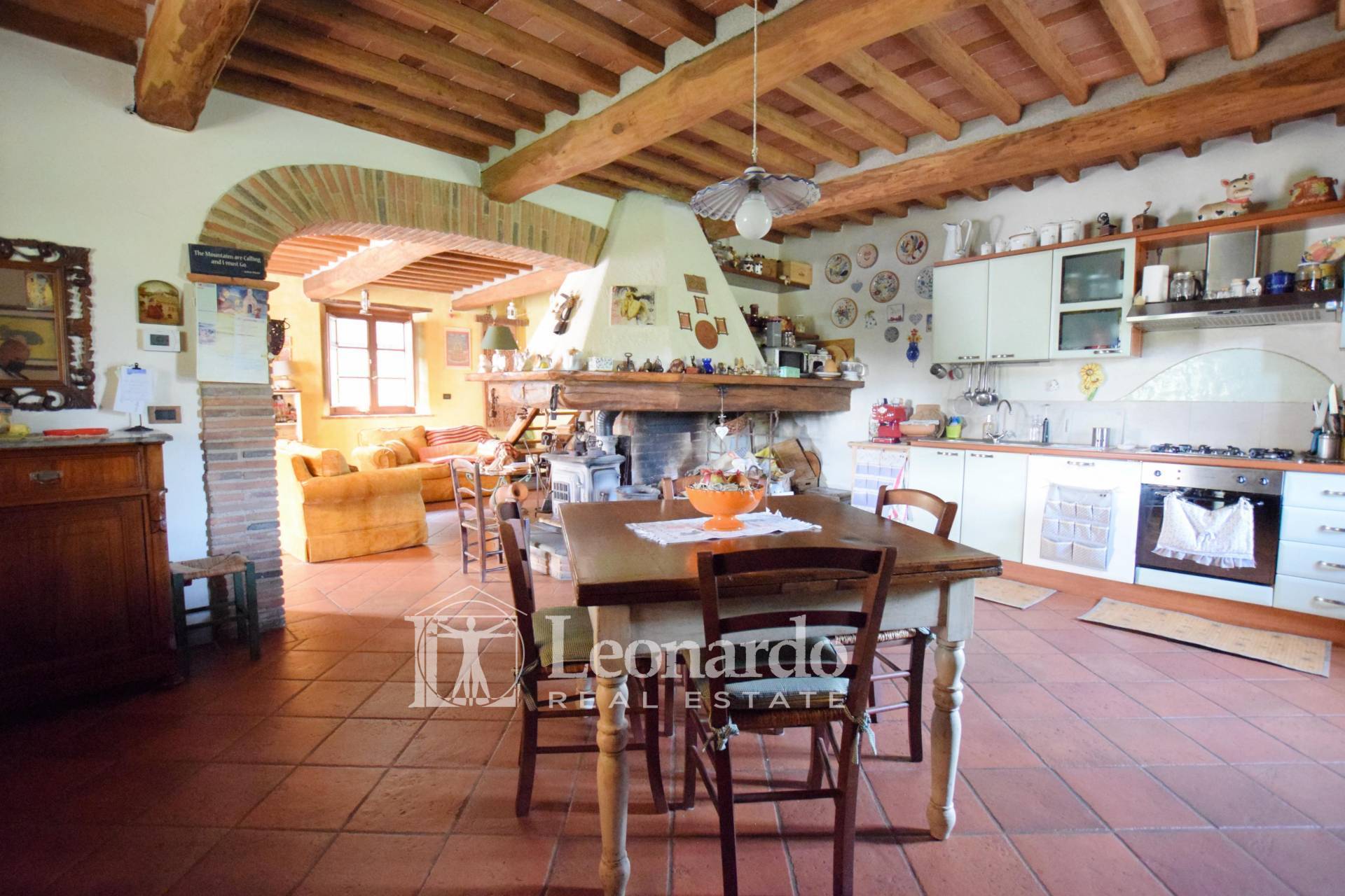 Villa in vendita a Camaiore, Collina