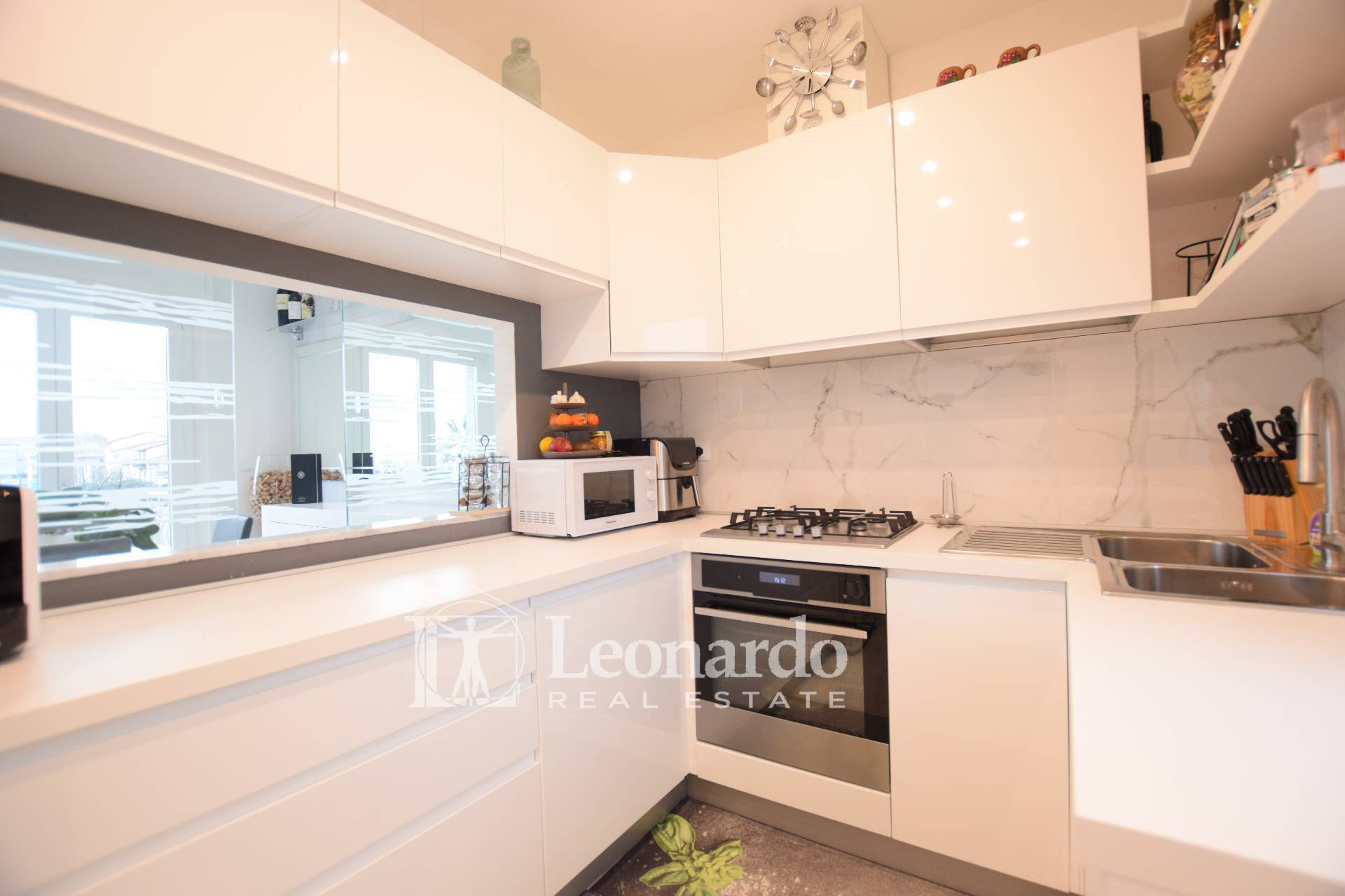 Appartamento in vendita a Viareggio, Lungomare