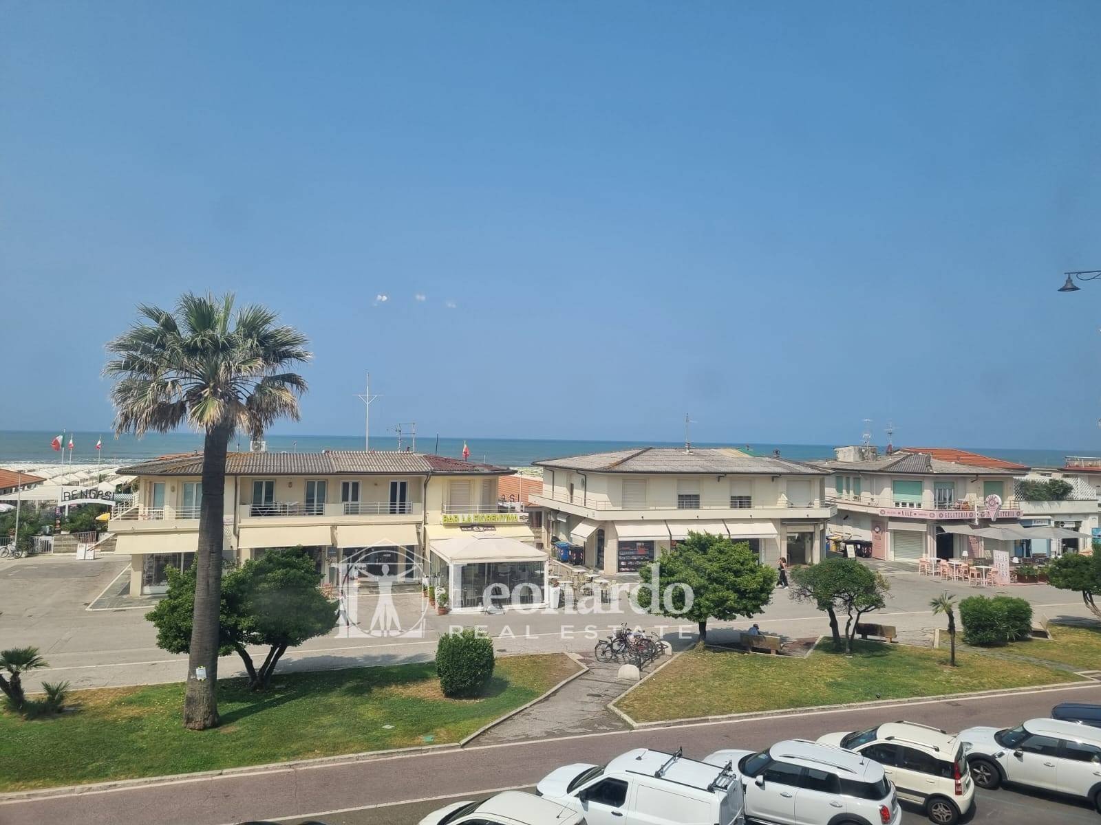 Appartamento in vendita a Viareggio, Lungomare