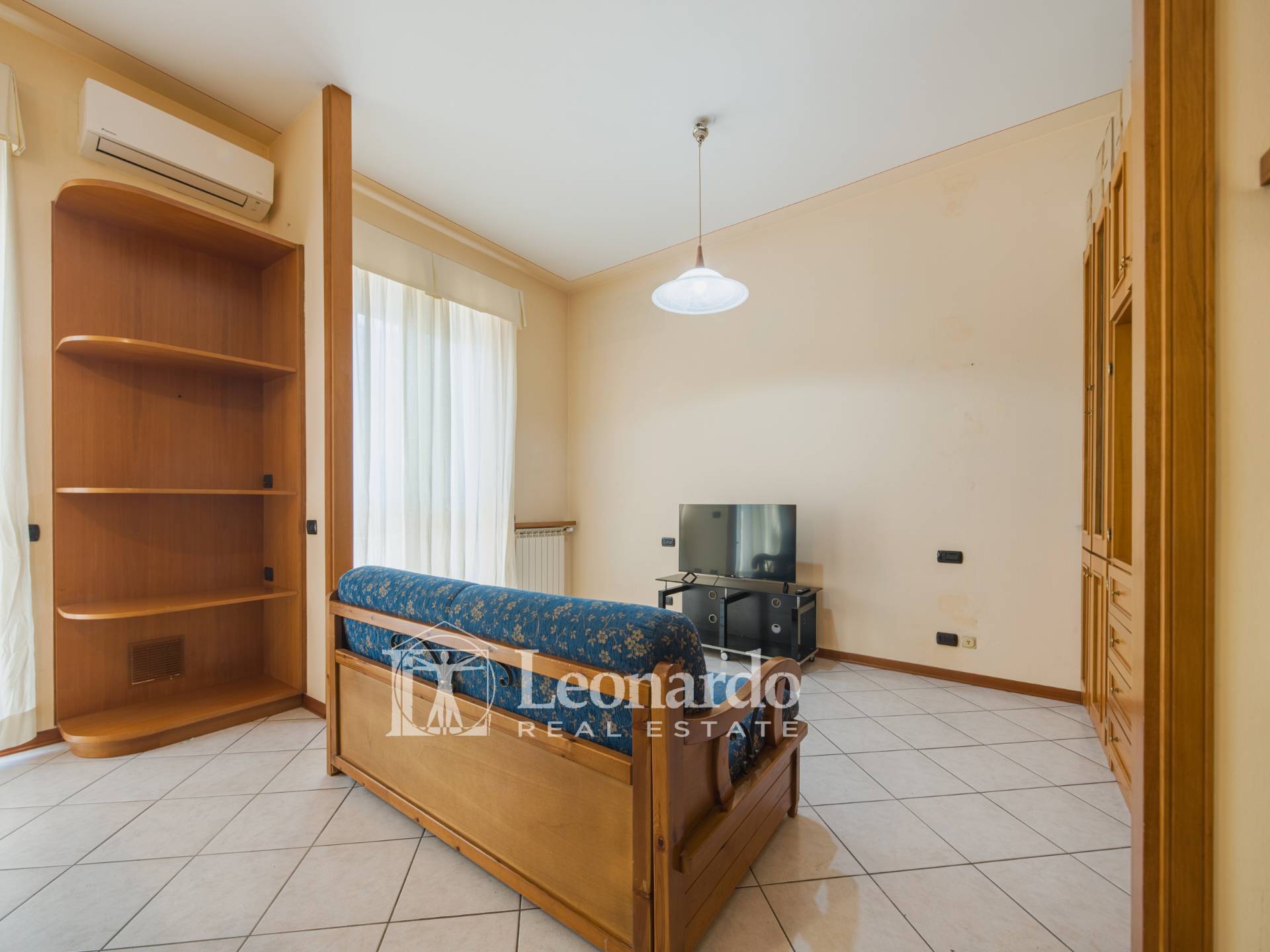 Appartamento indipendente in vendita a Viareggio, Lungomare