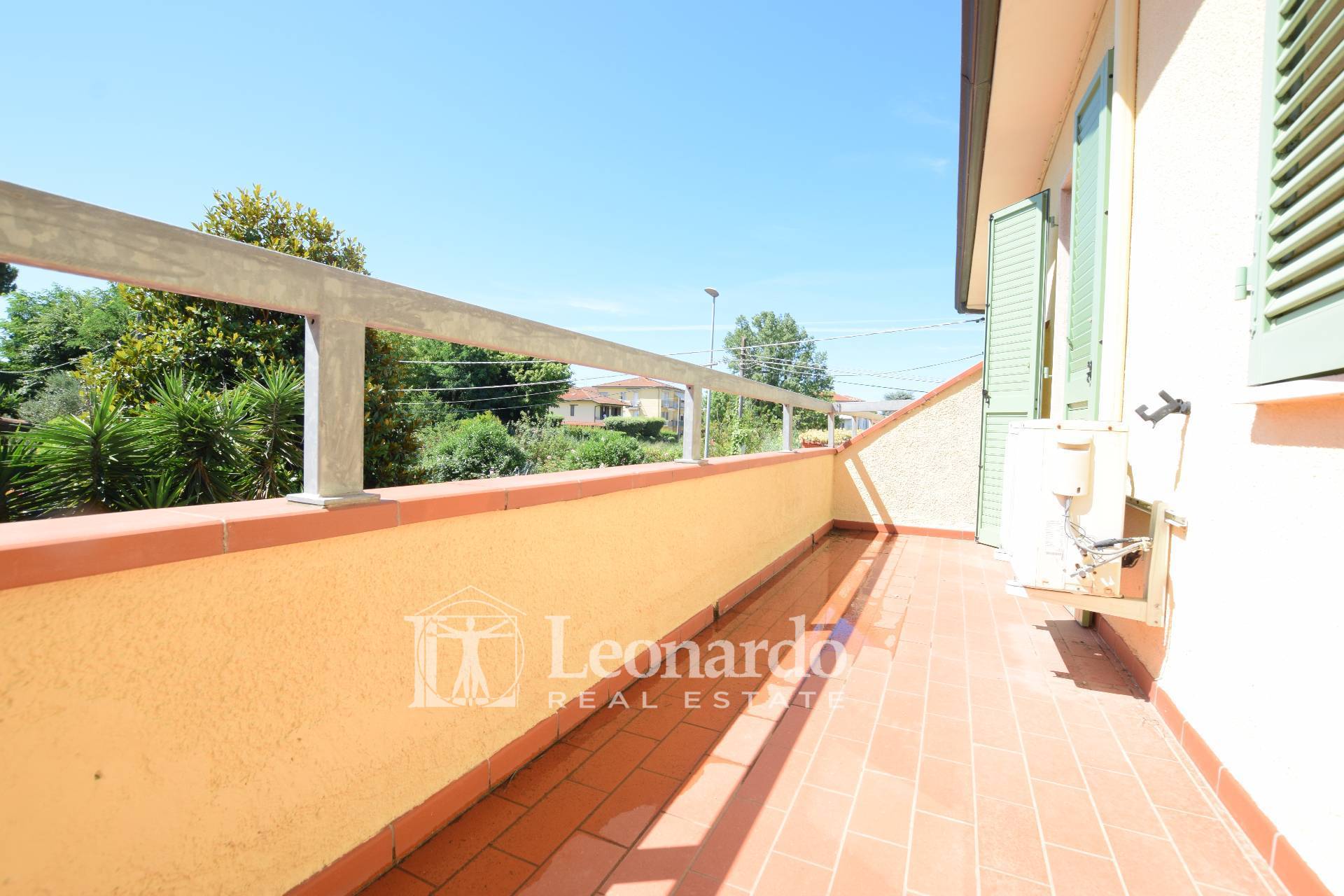 Casa indipendente in vendita a Camaiore, Lido di Camaiore