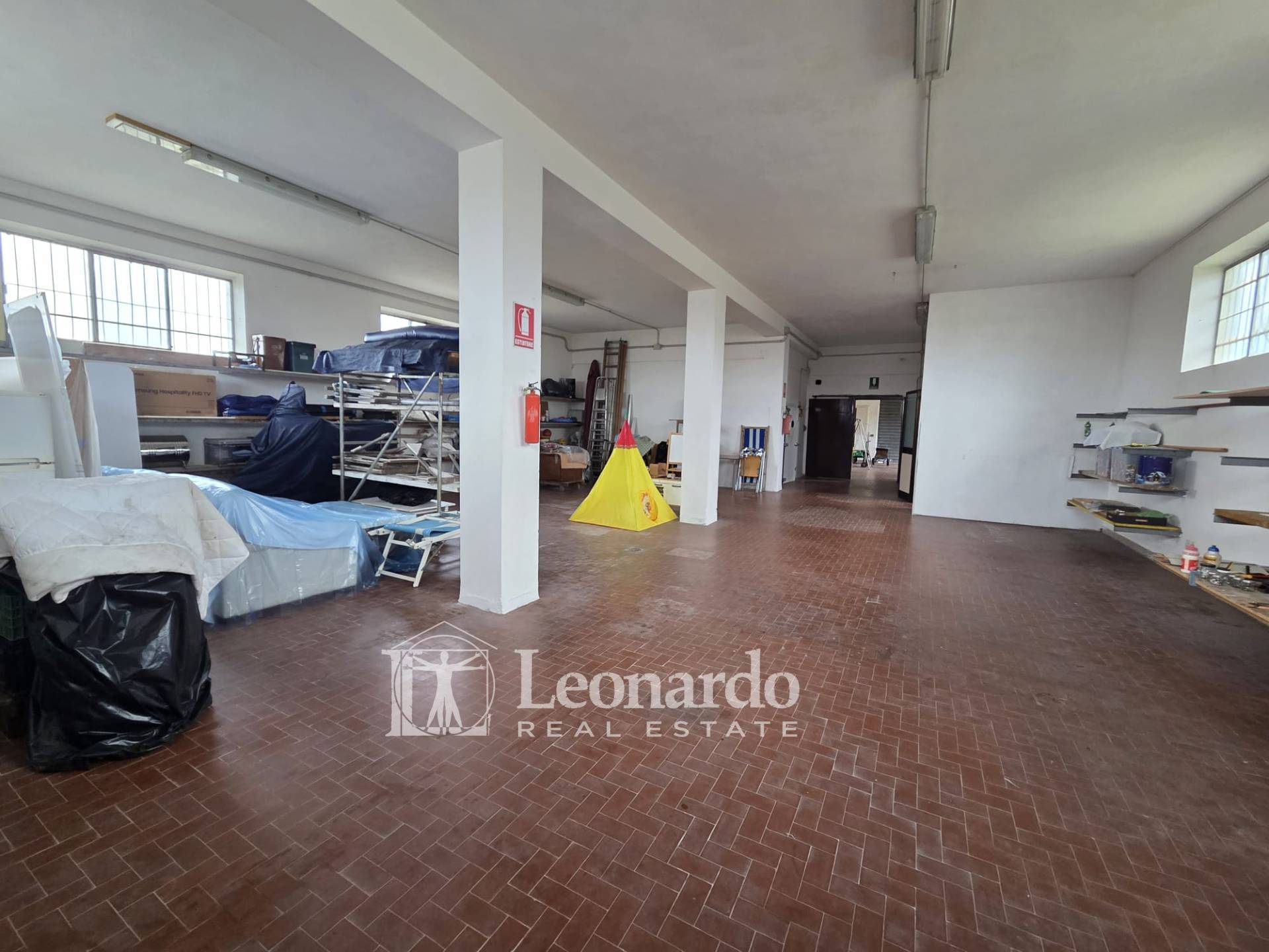 Capannone in vendita a Massarosa, Piano di Conca