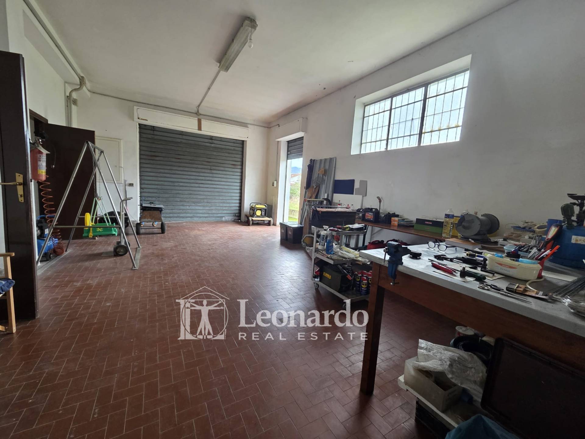 Capannone in vendita a Massarosa, Piano di Conca