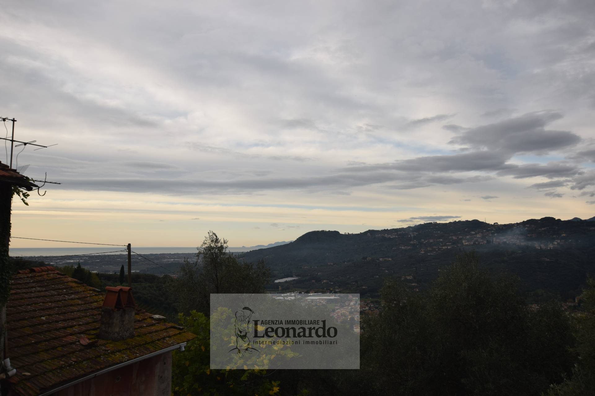 Rustico in vendita a Massarosa, Pieve a Elici