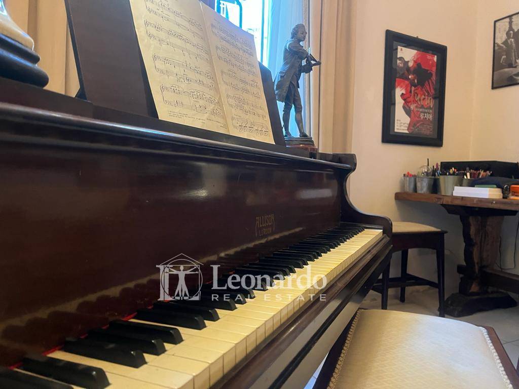 Casa indipendente in vendita a Viareggio, Centro