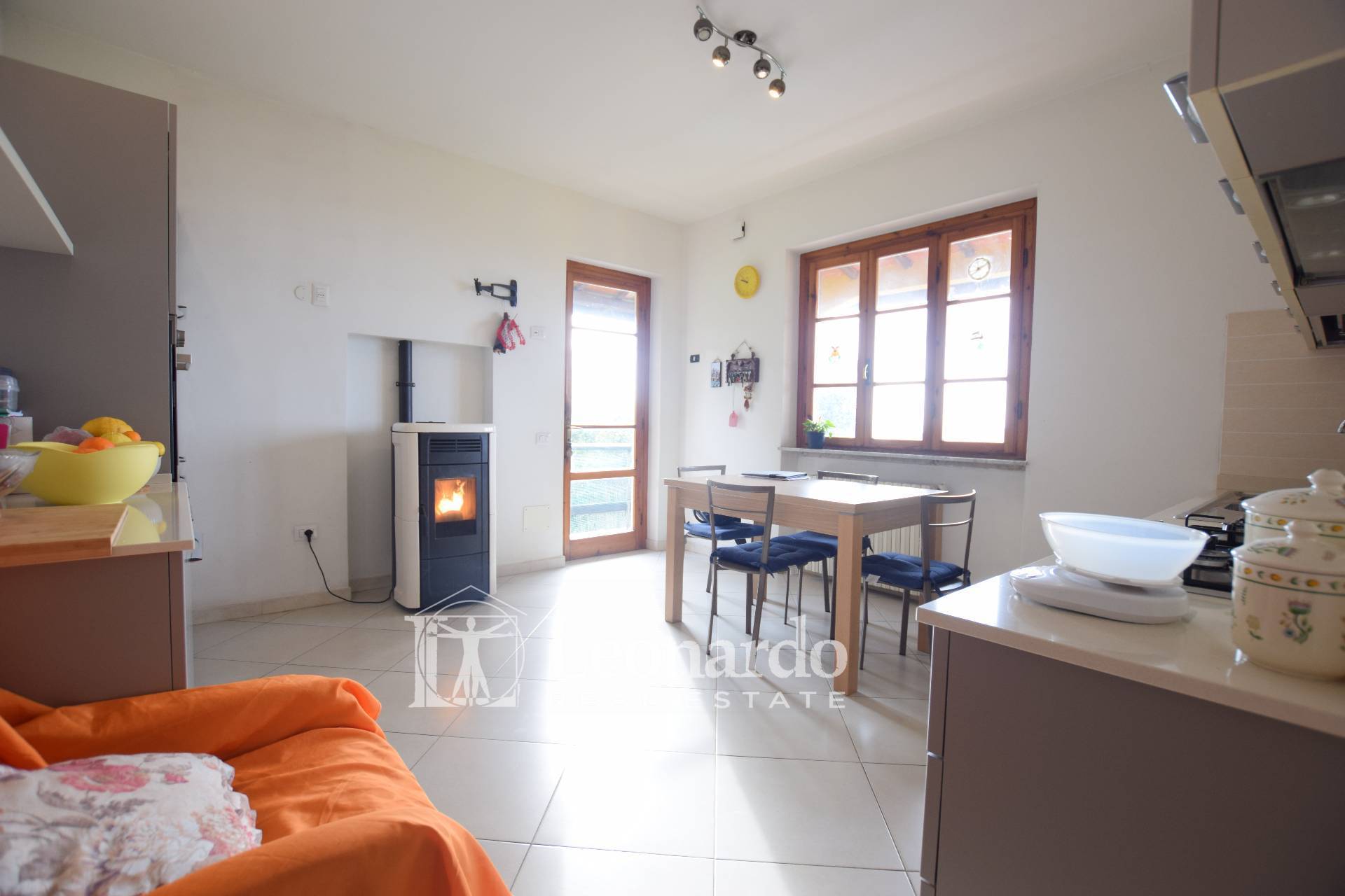 Casa indipendente in vendita a Massarosa, Pieve a Elici