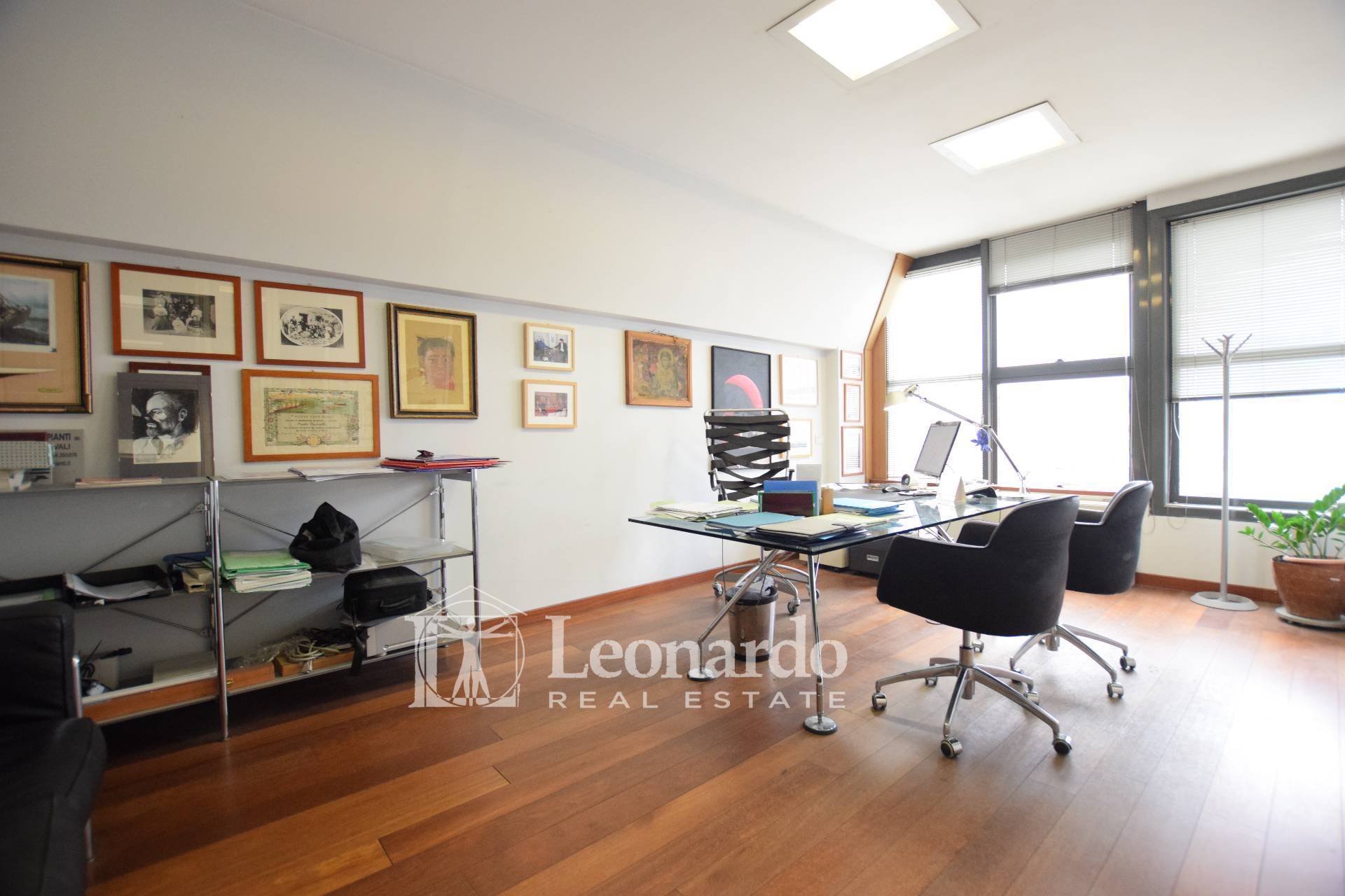 Ufficio in vendita a Viareggio, Bicchio