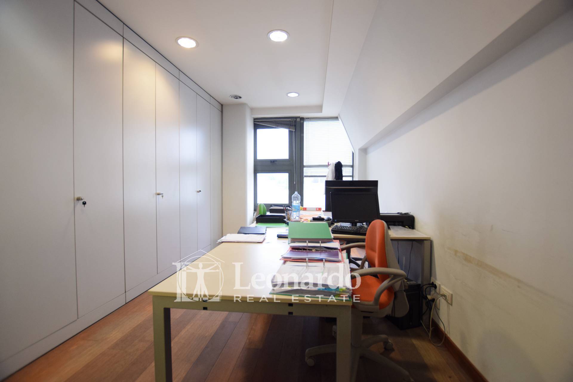 Ufficio in vendita a Viareggio, Bicchio
