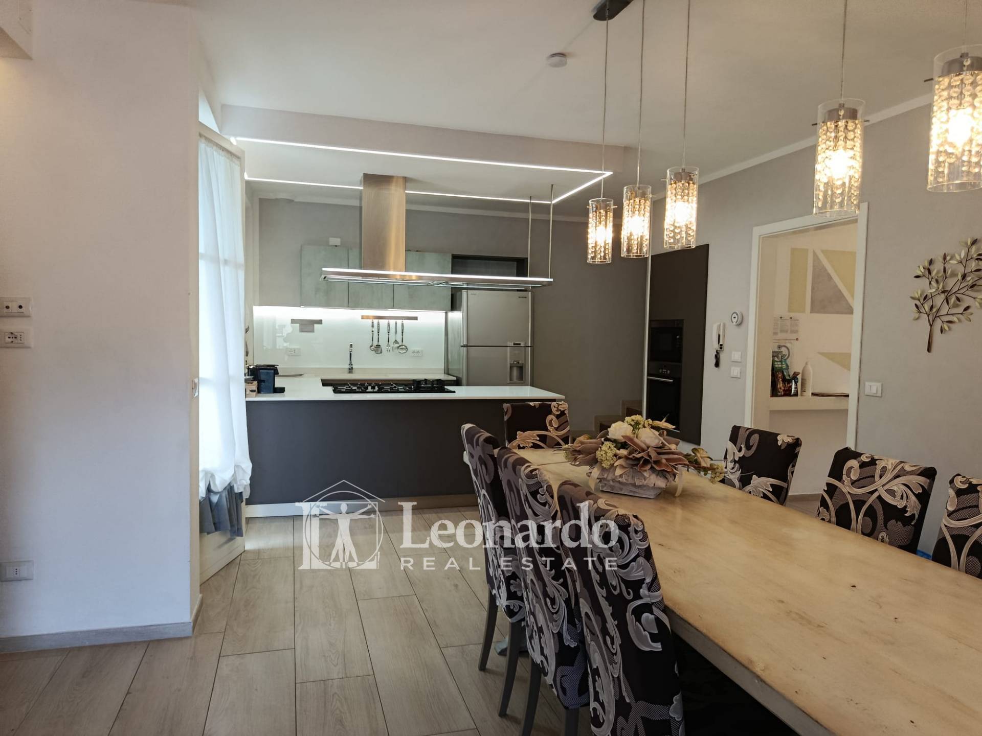 Villa in vendita a Camaiore, Collina