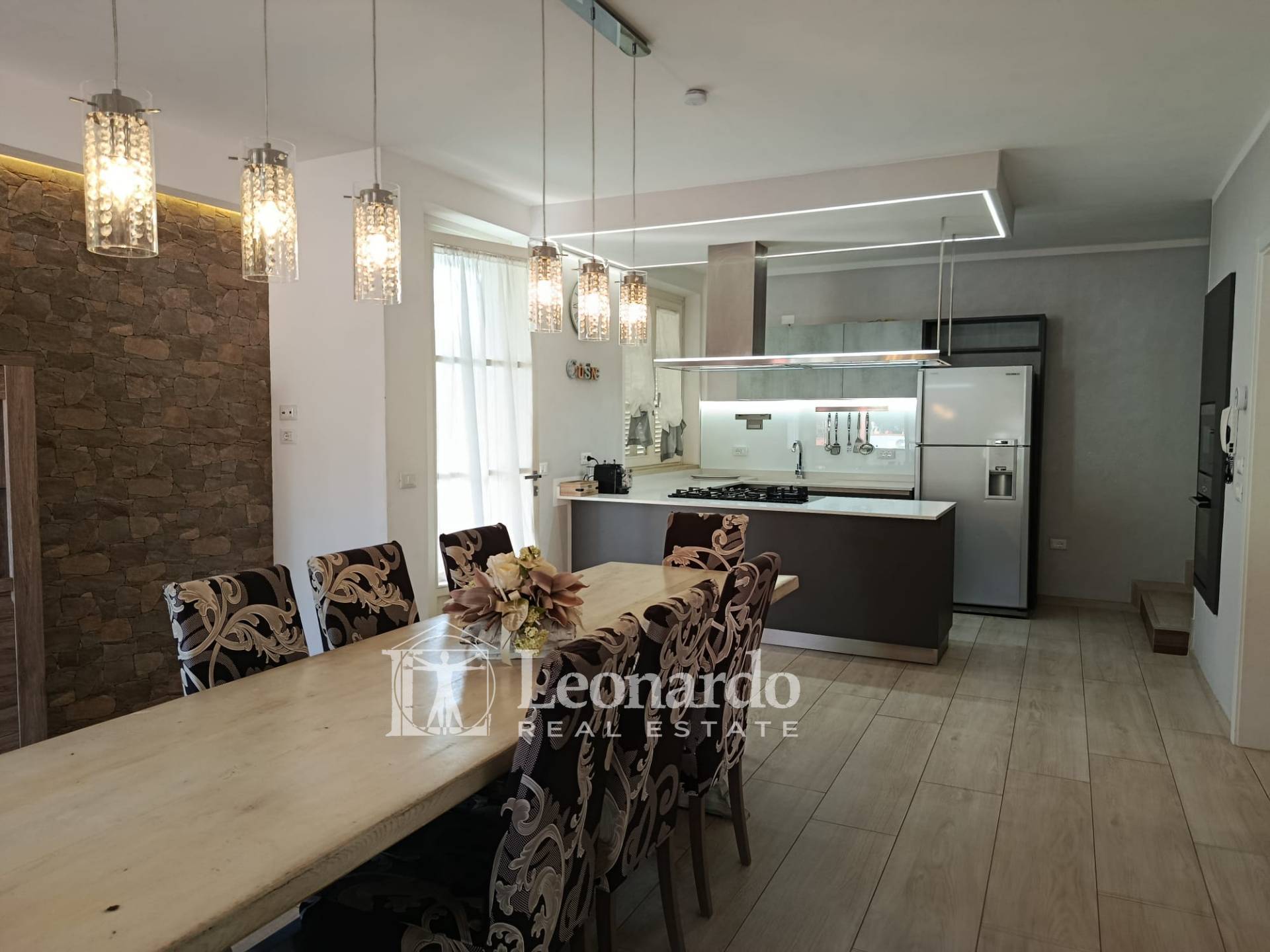 Villa in vendita a Camaiore, Collina