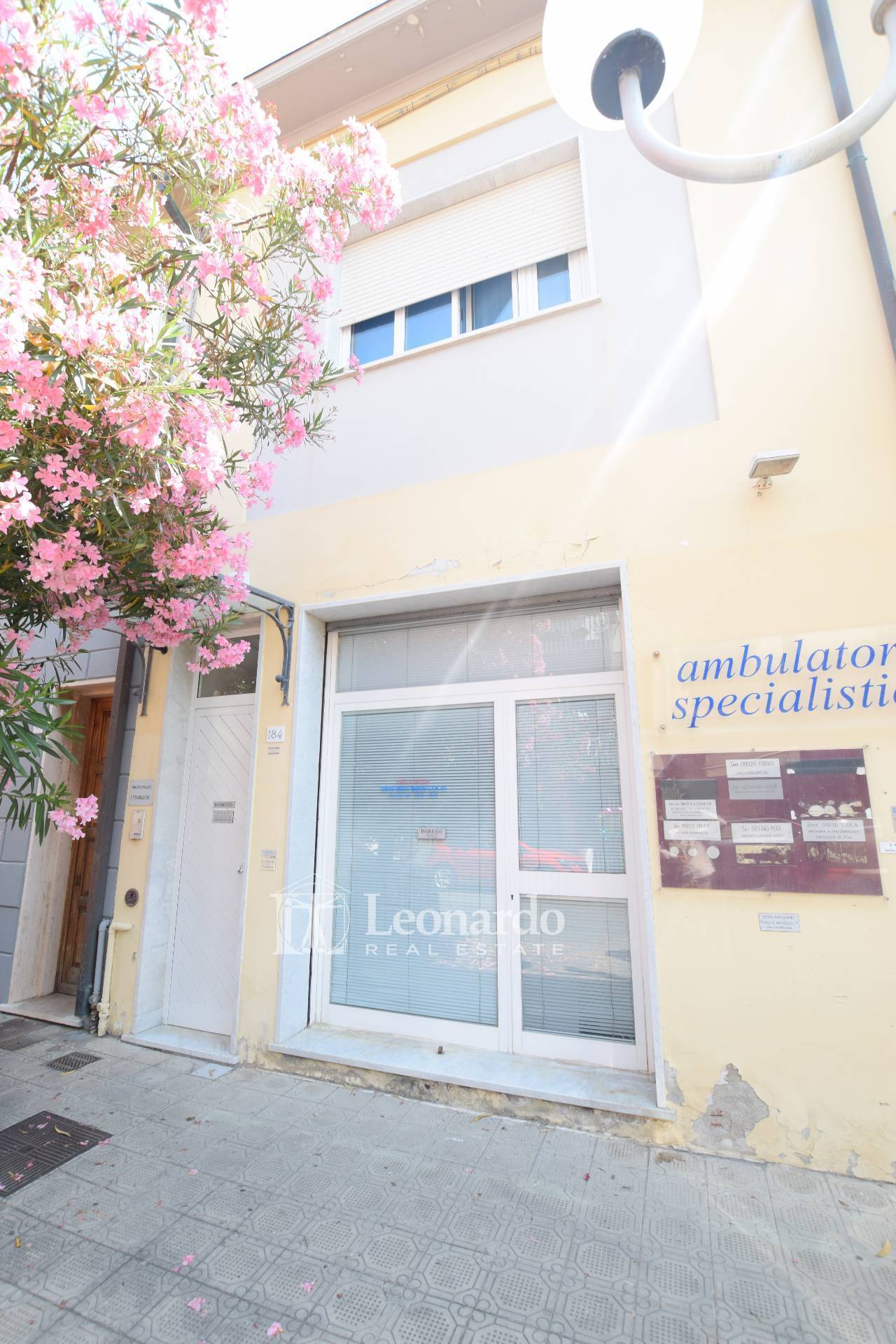 Studio/Ufficio in vendita a Viareggio, Centro
