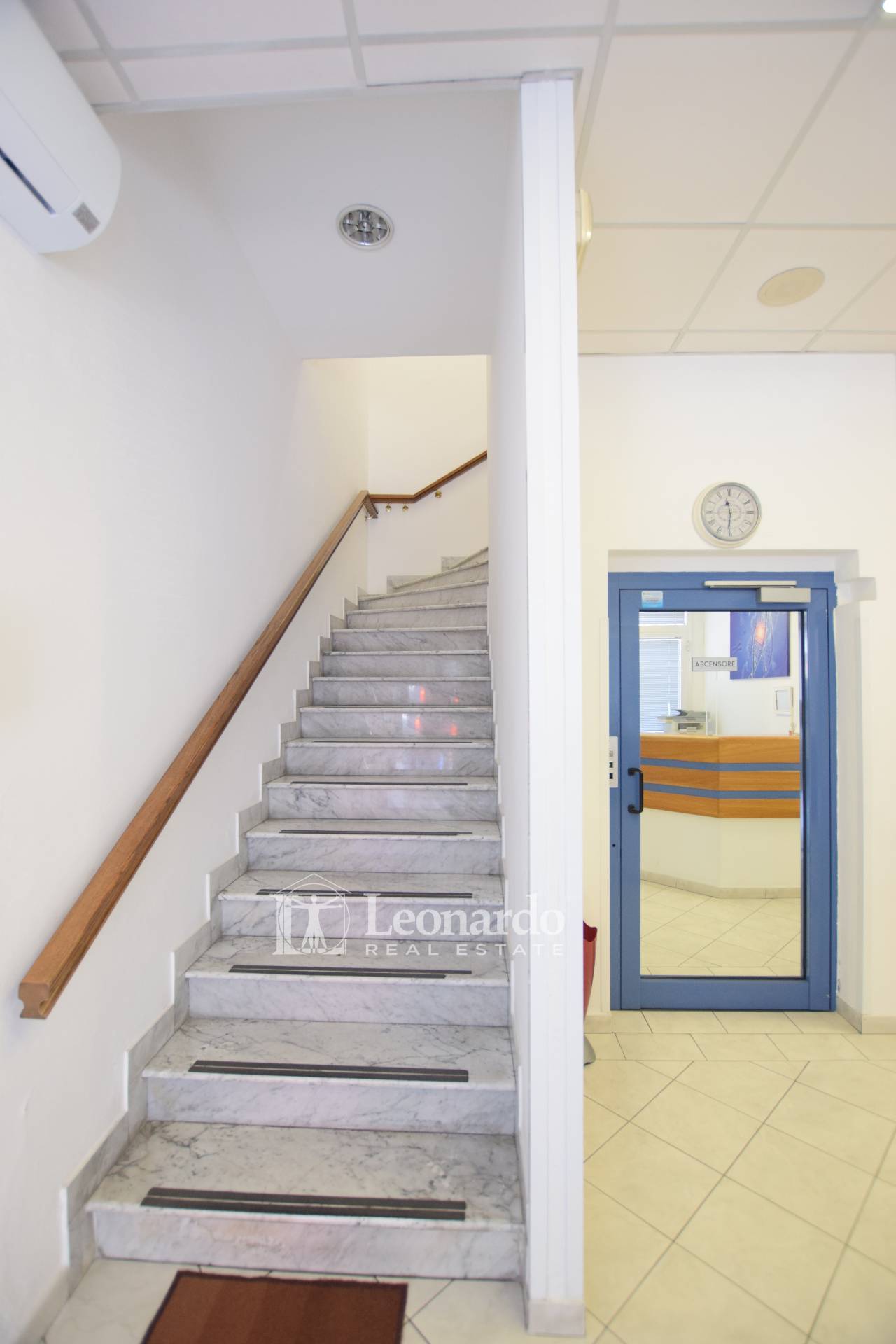 Studio/Ufficio in vendita a Viareggio, Centro