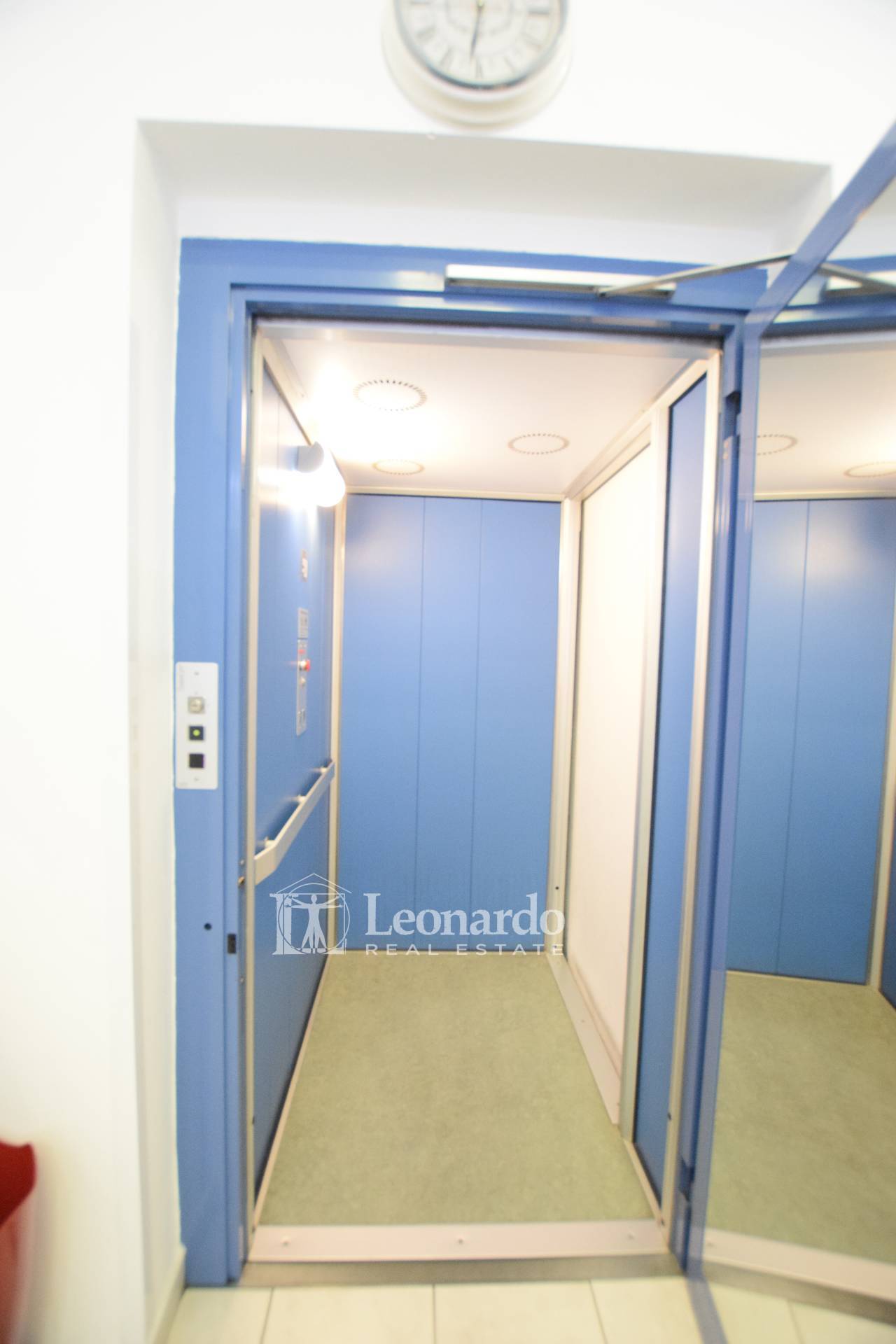 Studio/Ufficio in vendita a Viareggio, Centro