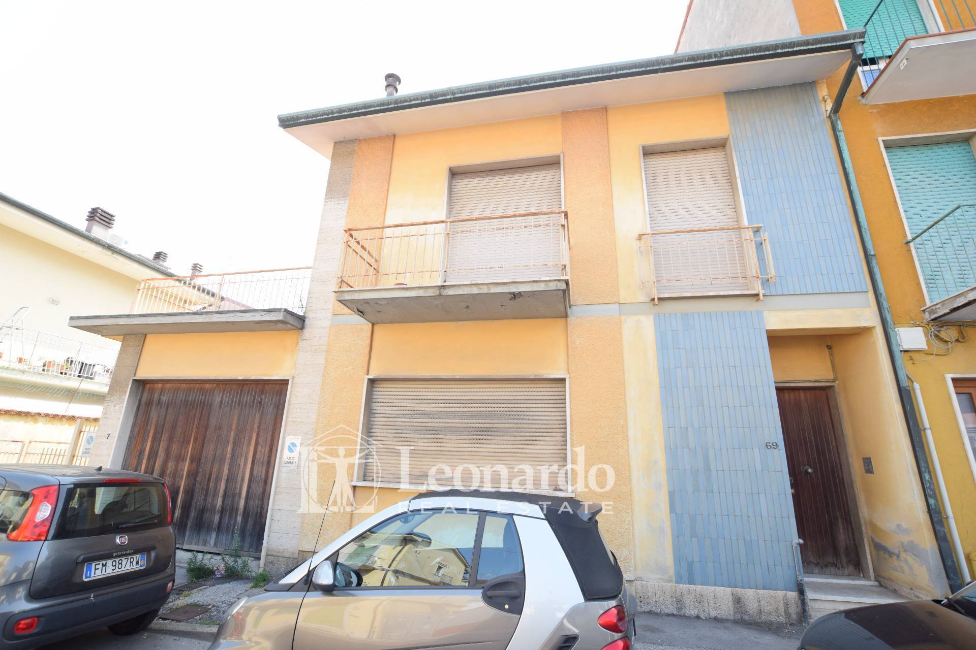 Casa indipendente viareggina in vendita a Viareggio, Centro