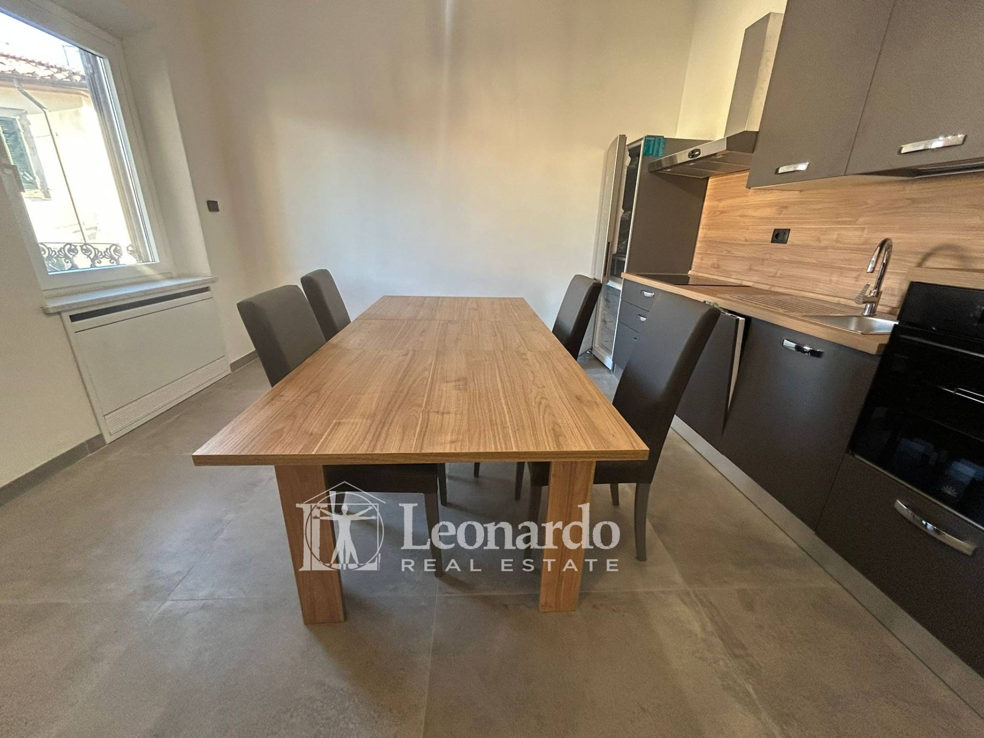 Appartamento in vendita a Viareggio, Centro