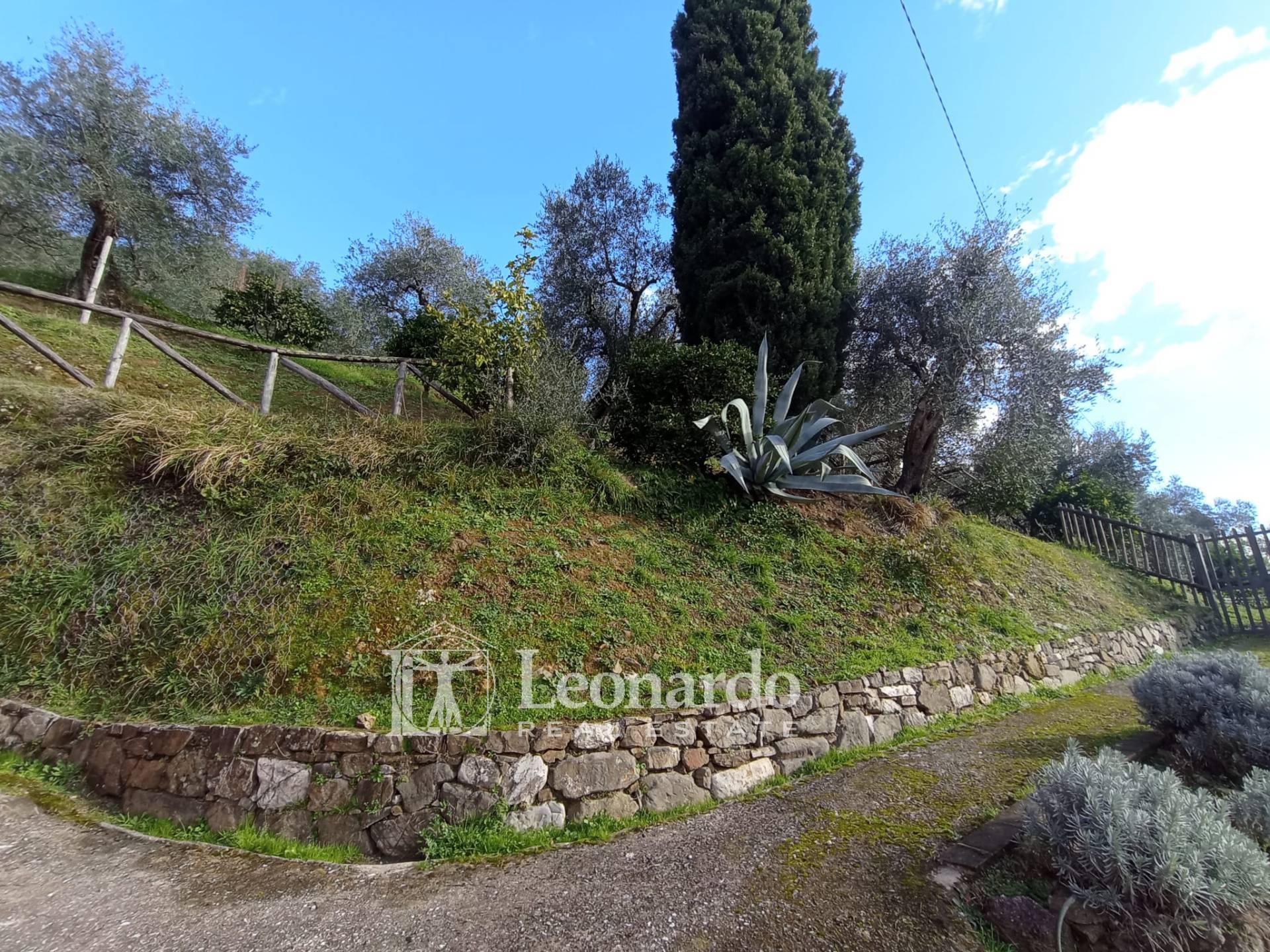 Rustico in vendita a Massarosa, Stiava