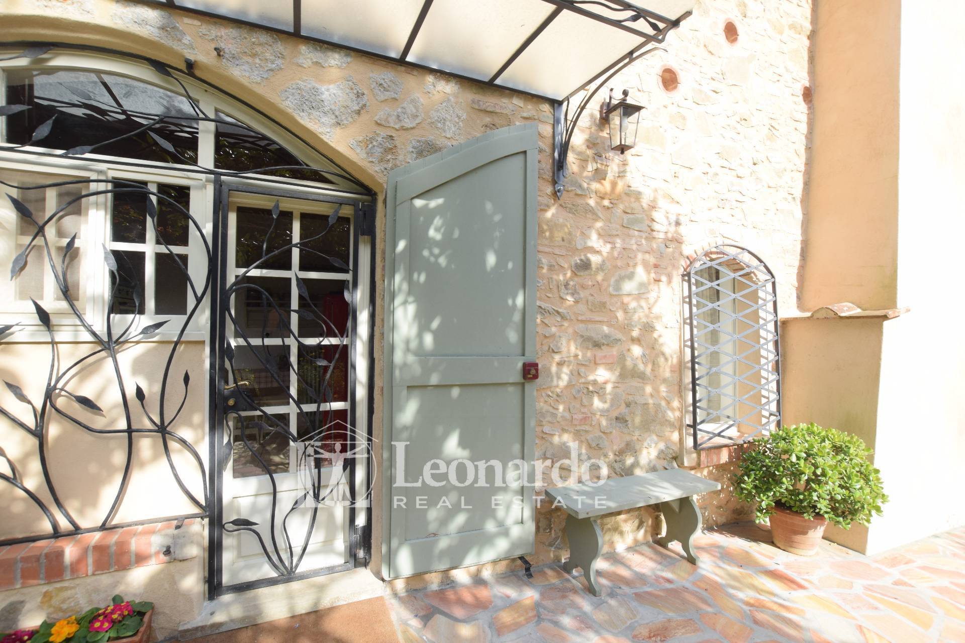 Villa in vendita a Camaiore, Collina